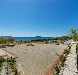 Luxury 5 Bedroom Beachfront Villa near Dubrovnik, Sleeps 11-12
